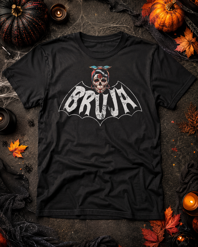 Bruja Vintage Bat T-Shirt