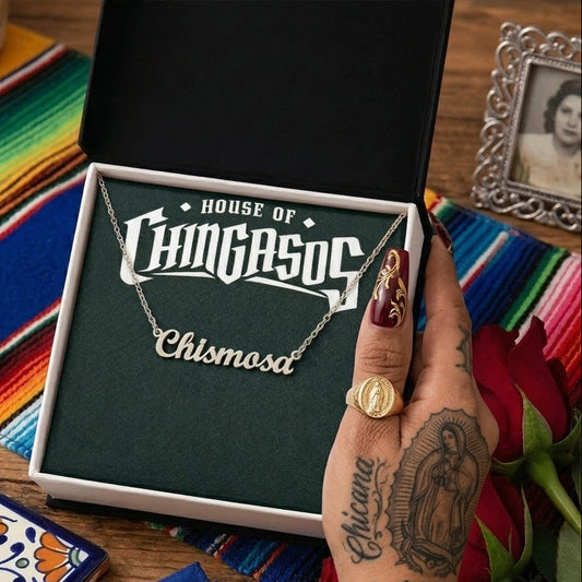 The Chismosa Necklace