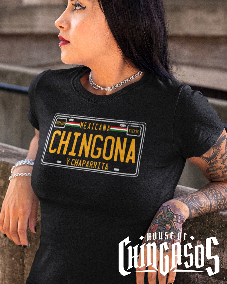 Premium La Chingona Y Chaparrita Plate Frame OG T-shirt