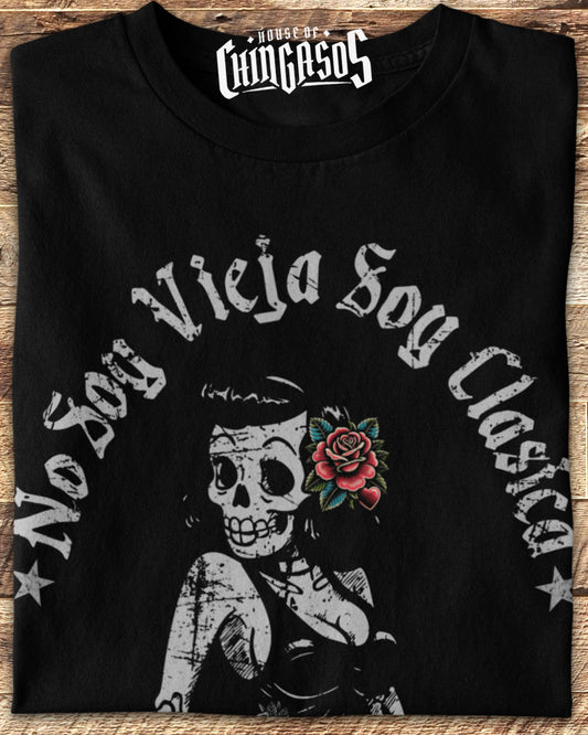 No Soy Vieja Respeta Las Canas Chicana Calaveral T-Shirt