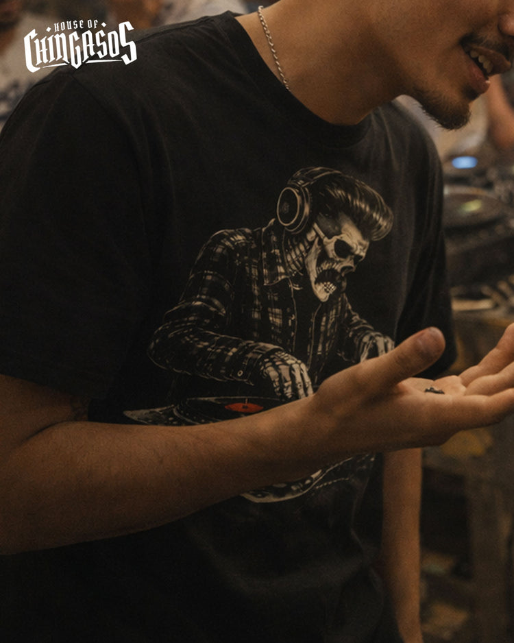 Los Vatos DJ T-Shirt