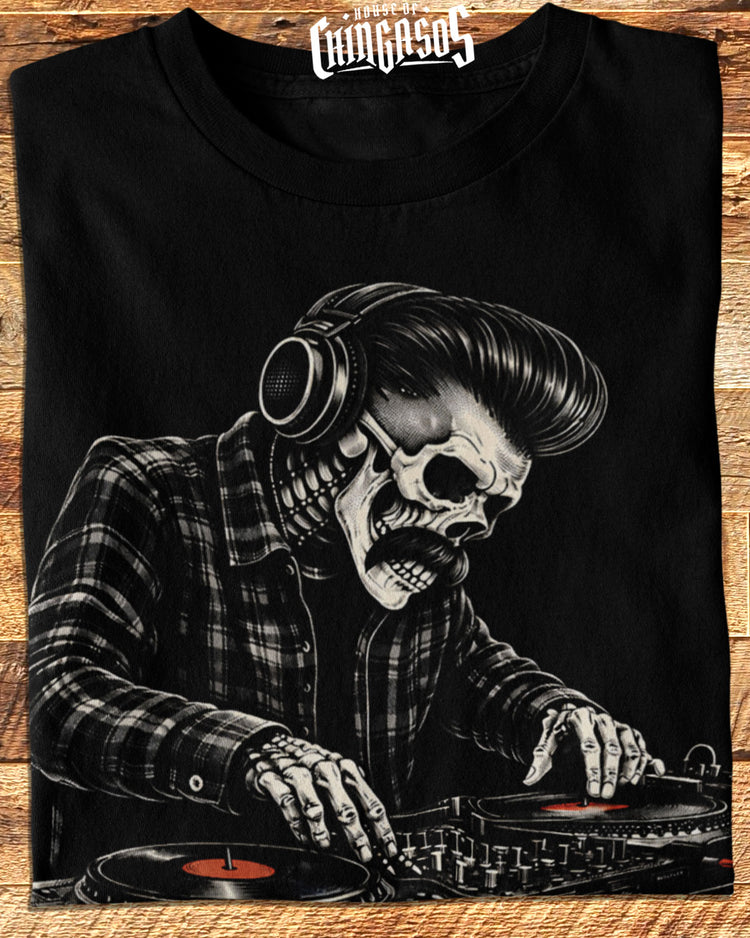 Los Vatos DJ T-Shirt