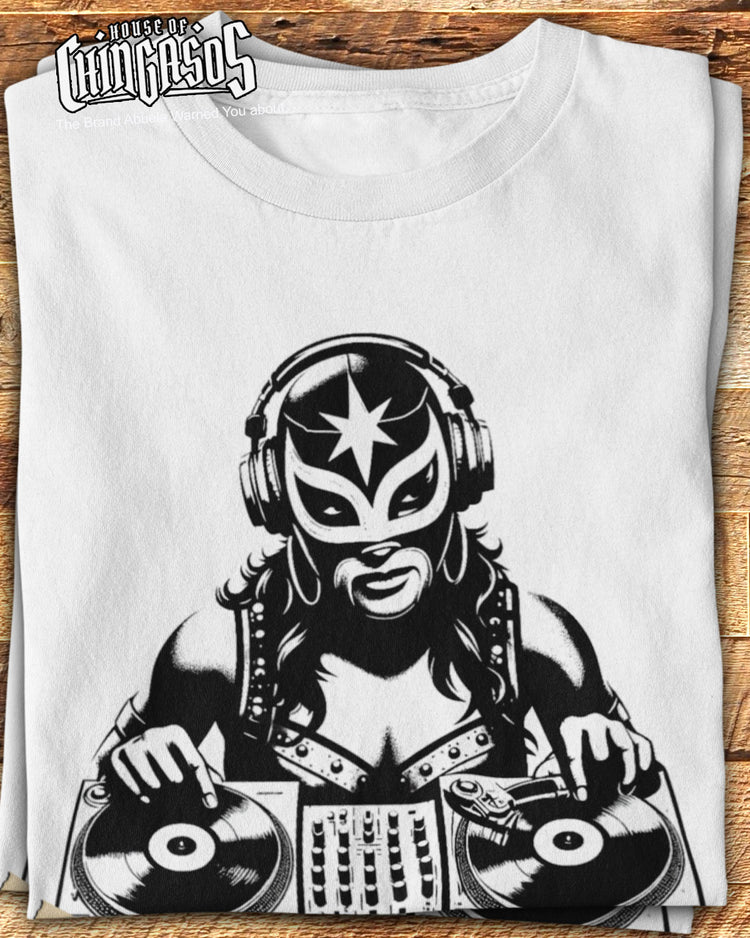 Luchadora DJ Art De La Calle™ T-Shirt