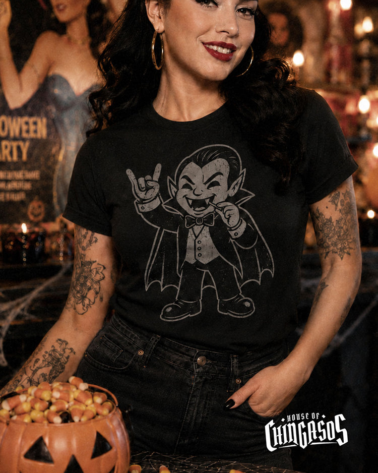 El Vampiro Old School Rocker T-Shirt