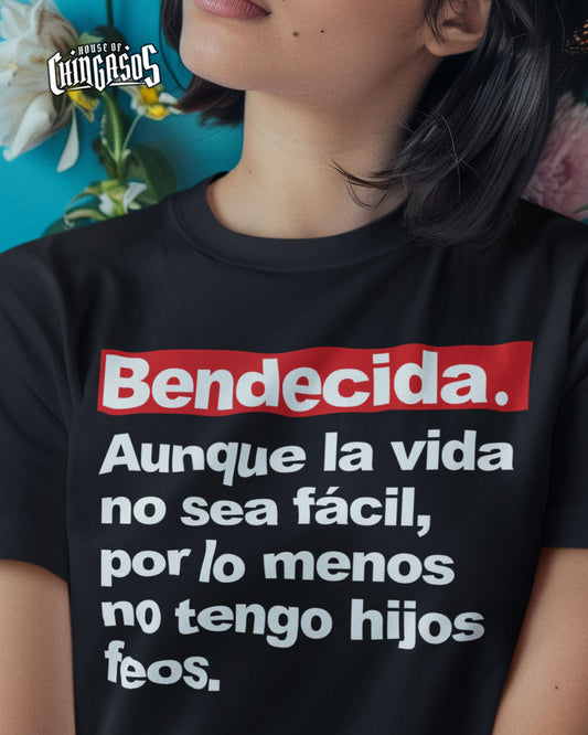 Bendecida - La Jefa T-Shirt