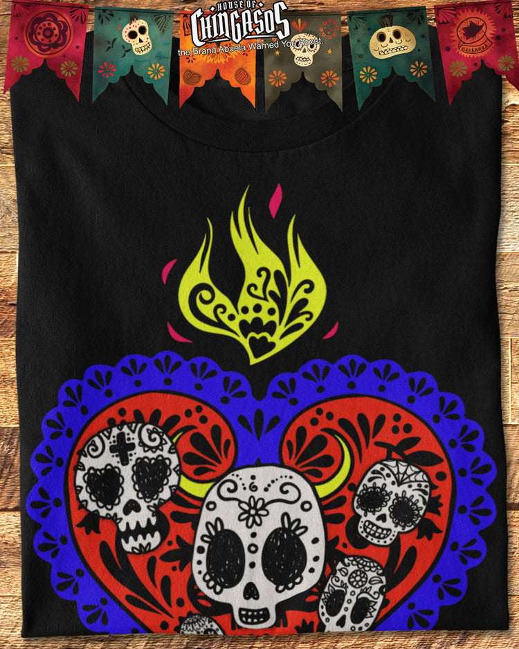 Corazon Y Calaveras Orgullo Mexicano T-Shirt